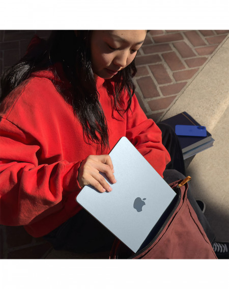 MacBook Air 13 M4 - Lumière Stellaire